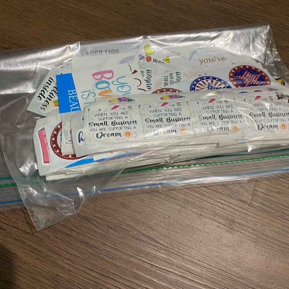 Huge Lot Of Various Shipping Stickers - Picture 8 of 9